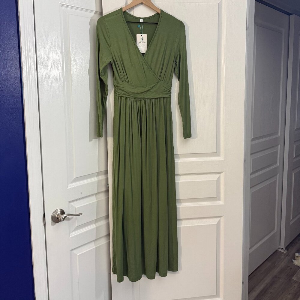 NWT - Lil Better - Olive Green Maxi Dress - Size Small
